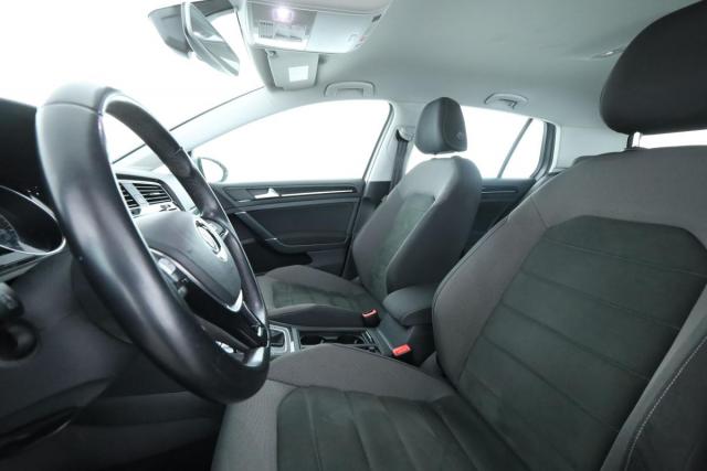 Volkswagen Golf image 7