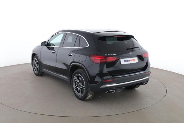 Mercedes Benz Gla image 1