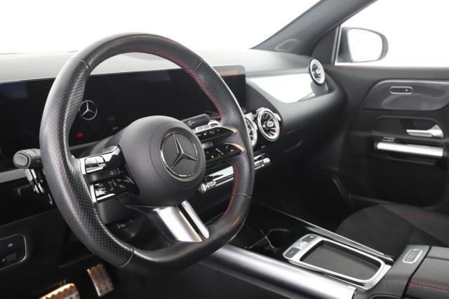 Mercedes Benz Gla image 4