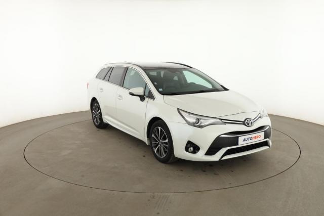 Toyota Avensis image 8