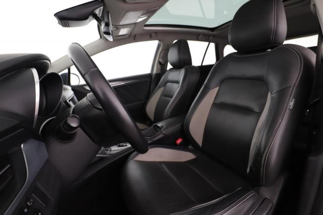 Toyota Avensis image 3