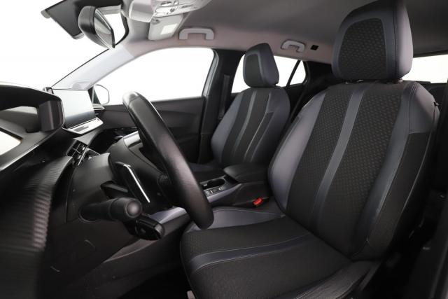 Peugeot 2008 image 6