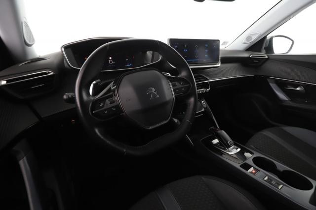 Peugeot 2008 image 5