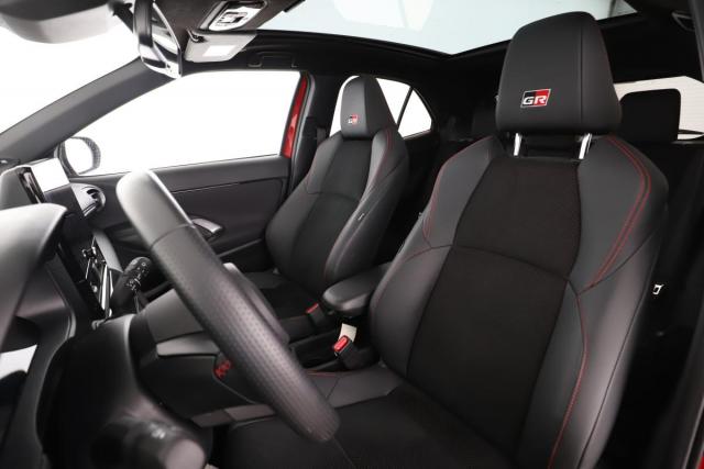 Toyota Yaris Cross image 6