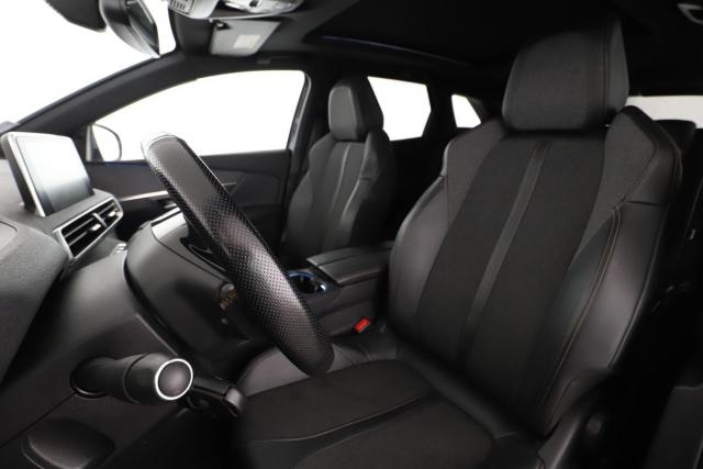 Peugeot 3008 image 1