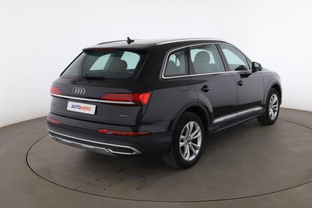 Audi Q7 image 7