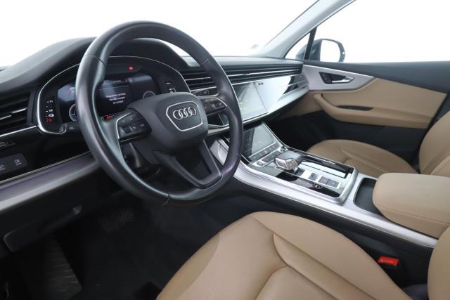Audi Q7 image 2