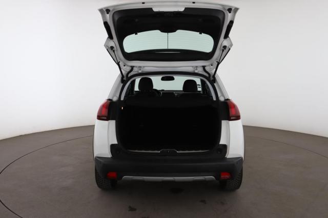 Peugeot 2008 image 9