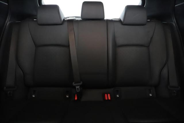 Toyota C-Hr image 1