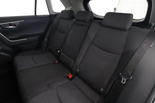 Toyota Rav4 image 8