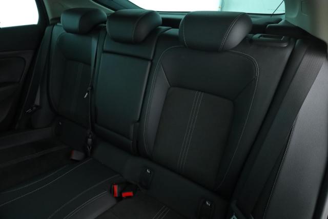 Opel Insignia image 6
