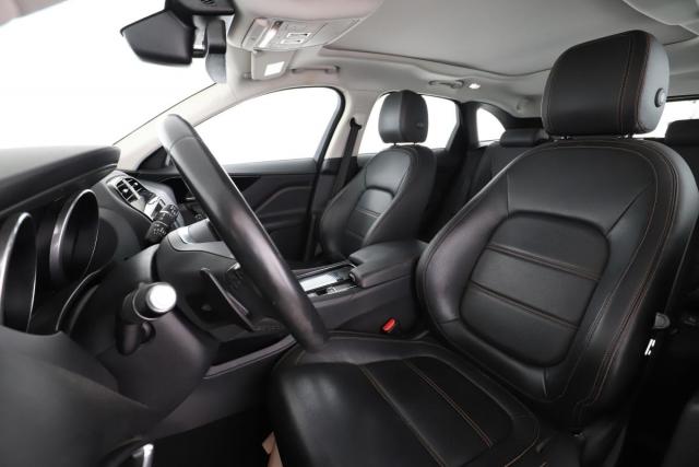 Jaguar F-Pace image 1