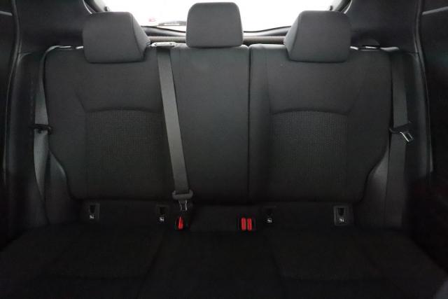 Toyota C-Hr image 4