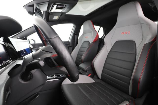 Volkswagen Golf image 5