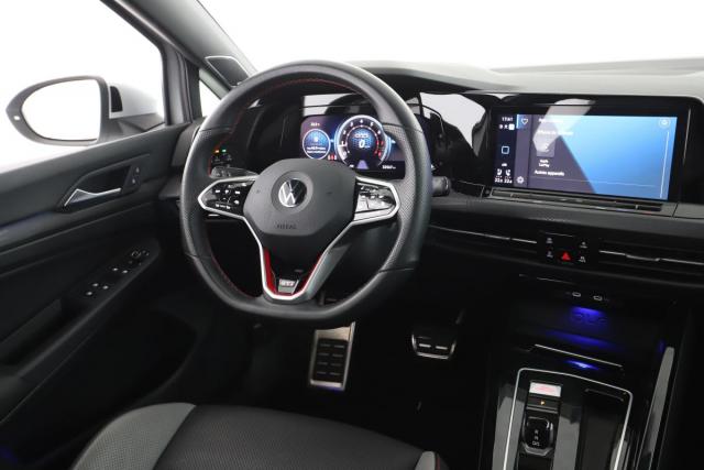 Volkswagen Golf image 9