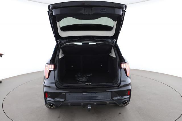 Lynk & Co 01 image 1