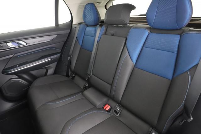 Lynk & Co 01 image 6