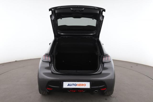 Peugeot 208 image 5