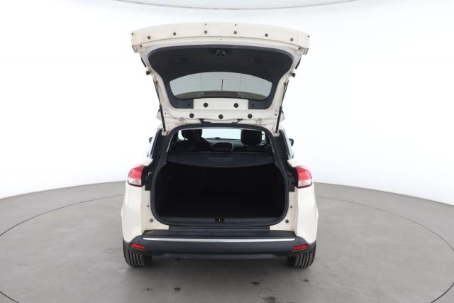 Renault Clio Estate image 9