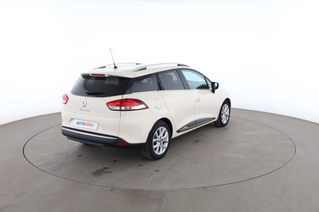 Renault Clio Estate image 2