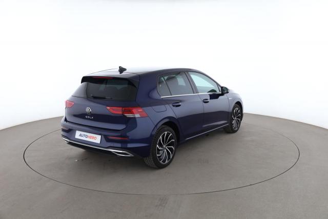 Volkswagen Golf image 7