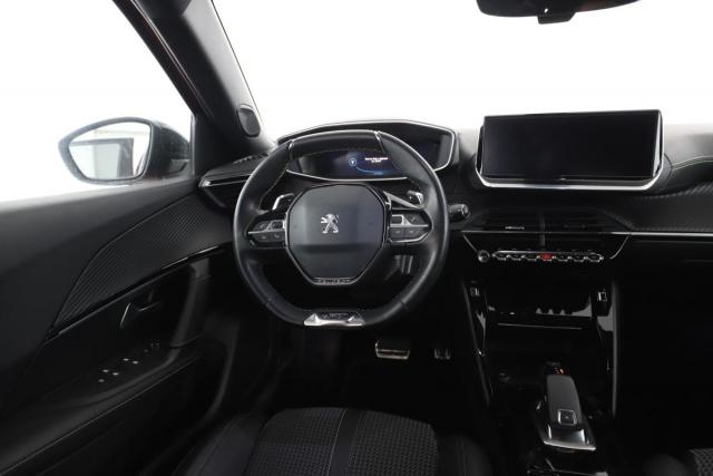 Peugeot 2008 image 4