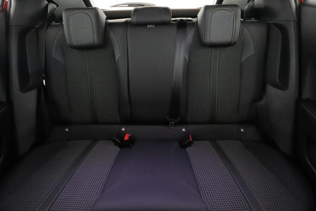 Peugeot 2008 image 5