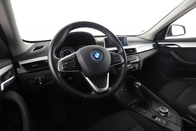 Bmw X1 image 2