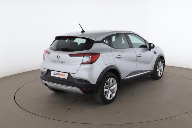 Renault Captur image 2