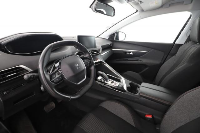 Peugeot 3008 image 2