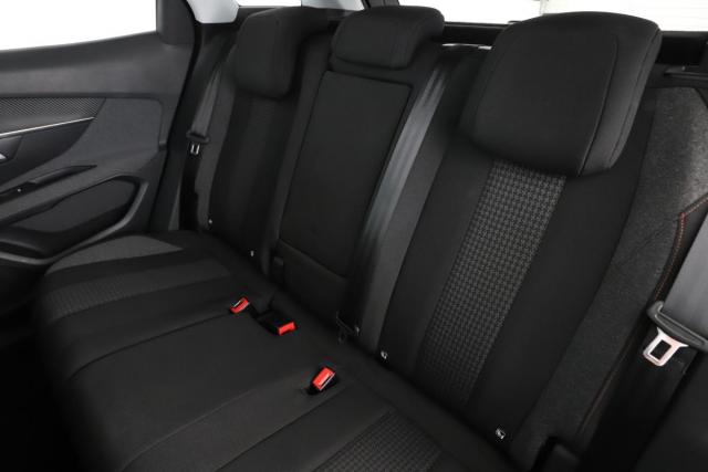 Peugeot 3008 image 1