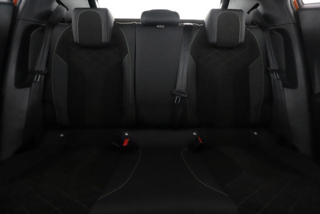 Peugeot 2008 image 1