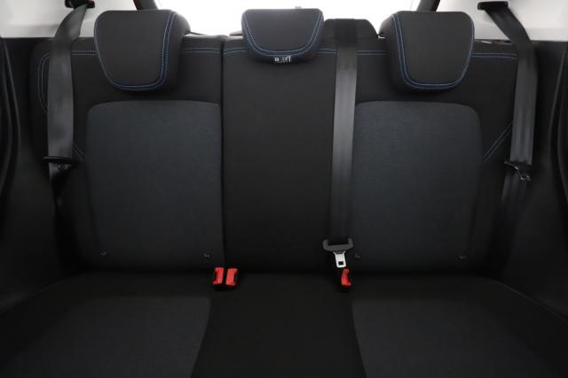 Ford Fiesta image 5