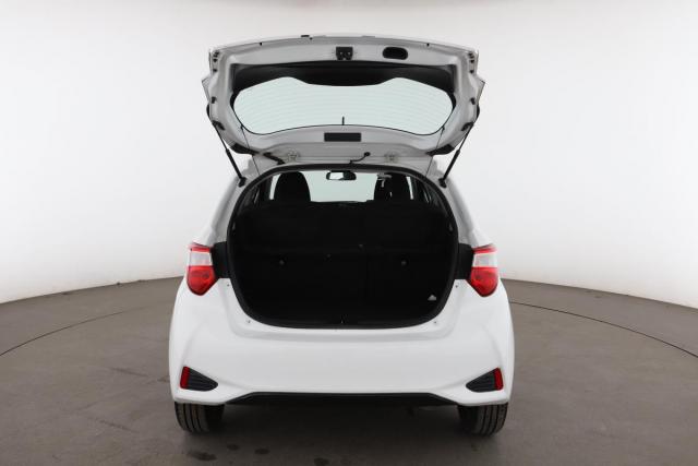 Toyota Yaris image 2