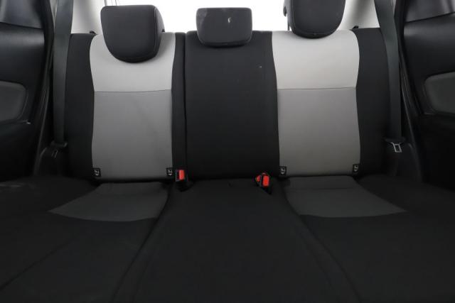 Toyota Yaris image 4