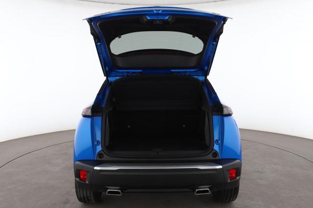 Peugeot 2008 image 2