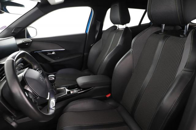 Peugeot 2008 image 5