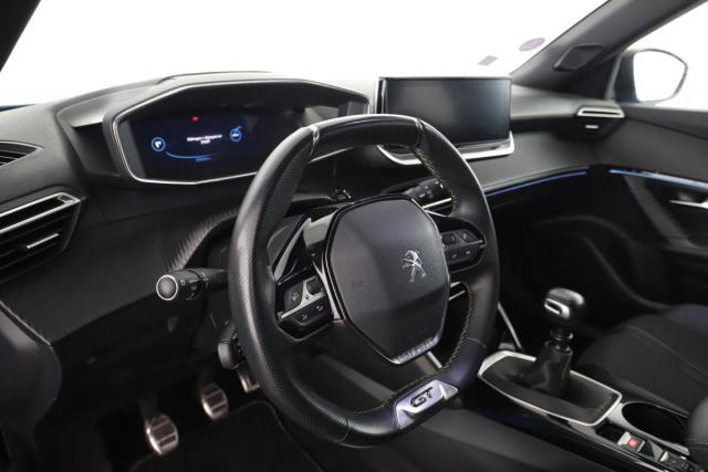 Peugeot 2008 image 1