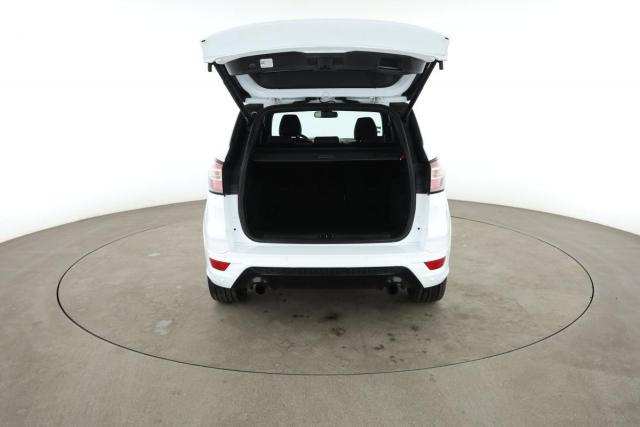 Ford Kuga image 4