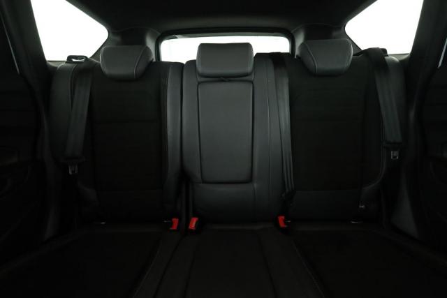 Ford Kuga image 6