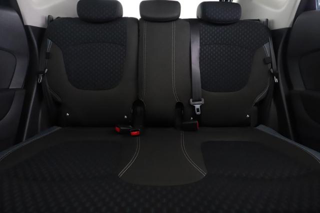 Renault Captur image 9