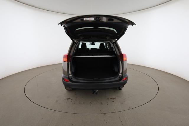 Toyota Rav4 image 8