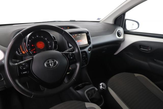 Toyota Aygo image 2