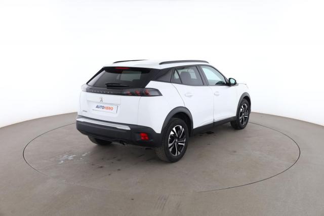 Peugeot 2008 image 1