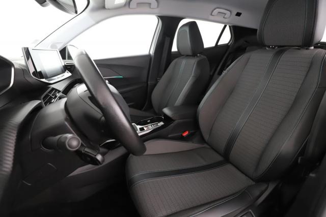 Peugeot 2008 image 6