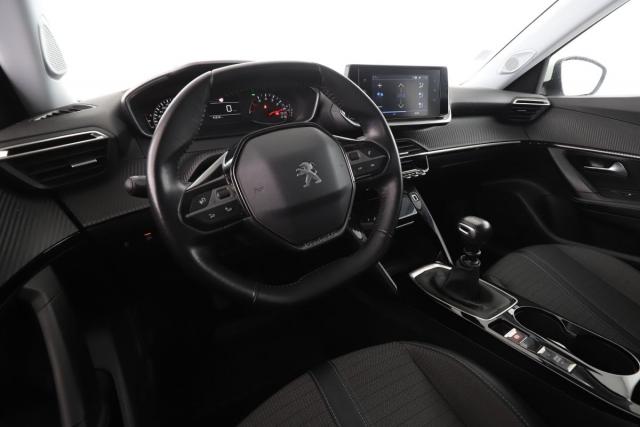 Peugeot 2008 image 4