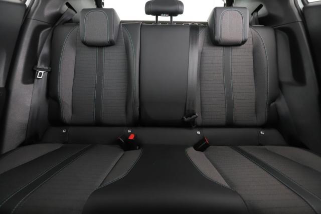 Peugeot 2008 image 9