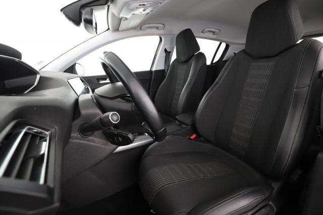 Peugeot 308 image 5