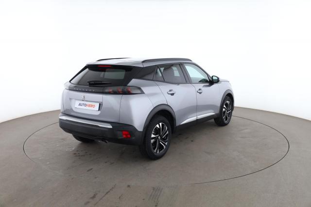 Peugeot 2008 image 2