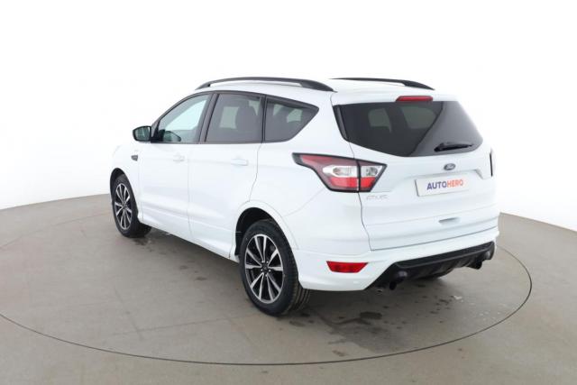 Ford Kuga image 1